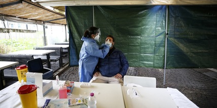 Coronavirus, il bollettino: 808 nuovi casi e 12 morti