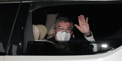 Tokyo 2020, Bach in Giappone: possibile stato d'emergenza