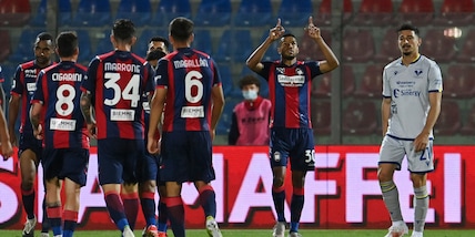 Calciomercato Crotone, preso il difensore lituano Tutyskinas