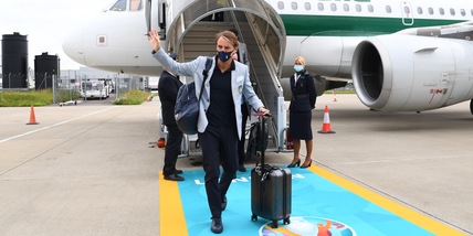 Europei, l'Italia lascia Coverciano e vola a Londra: che entusiasmo!