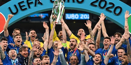 L'Italia batte l'Inghilterra ai rigori e vince gli Europei!