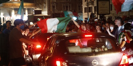 Covid, la variante 'Europeo': focolaio a Roma per Italia-Belgio