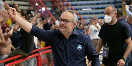 Napoli blinda coach Sacripanti: rinnovo fino al 2023