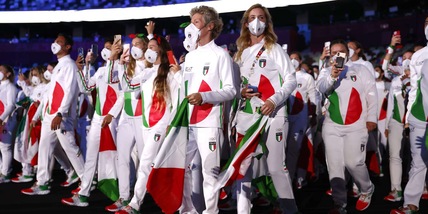 Olimpiadi, il web boccia le divise dell’Italia: sembrano i Teletubbies