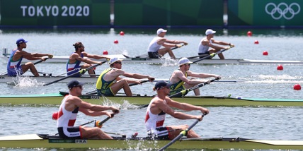 En plein azzurro nel canottaggio: 'quattro senza' maschile in finale