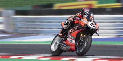 Sbk, Repubblica Ceca: Redding vince Gara-2, Razgatlioglu 2° davanti a Rea