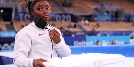 Olimpiadi, Simone Biles salta la finale individuale dell'all around