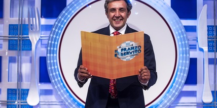 Insinna incastra la neo-campionessa de "Il pranzo è servito"