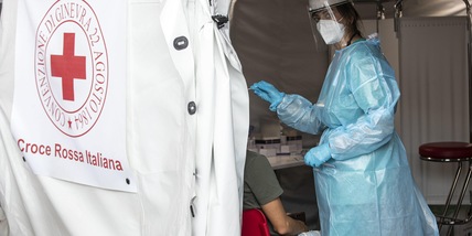 Coronavirus, il bollettino: 6.513 nuovi casi e 16 morti