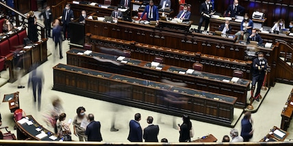 Jacobs e Tamberi vincono l'oro: standing ovation alla Camera