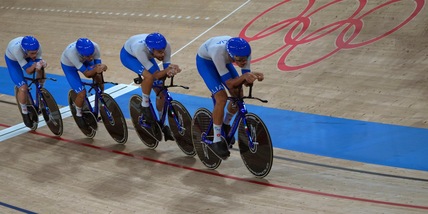 Olimpiadi, oro e record nell'inseguimento per l'Italia di Ganna