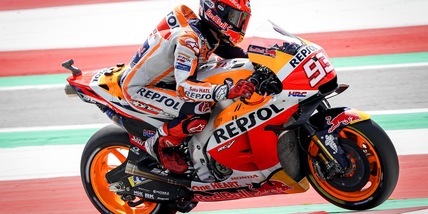MotoGp, nelle prime libere di Silverstone Marquez davanti. Rossi fuori dalla top 10