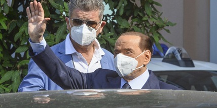 Berlusconi ricoverato al San Raffaele: sotto controllo per accertamenti post Covid