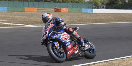 Superbike, Magny-Cours 2021: Razgatlioglu si prende la Superpole Race