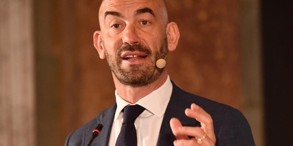 Bassetti: "Mascherine allo stadio? Nessun obbligo con 85% vaccinati"