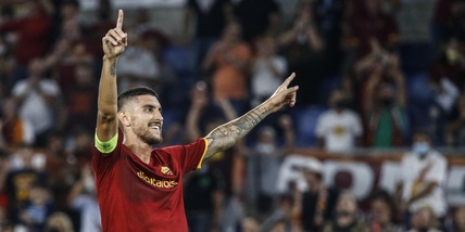 Pellegrini, chi è il tifoso speciale a cui ha donato la maglia dopo la doppietta