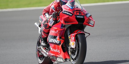 MotoGp: pole di Bagnaia a Misano, Rossi cade nel Q1