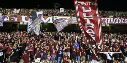Salernitana, entro il 30 settembre offerte per l'acquisto del club