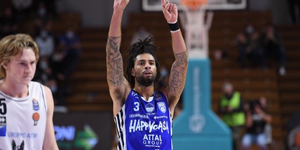Brindisi passa a Tortona per 87-78, Trento asfalta Cremona 84-68