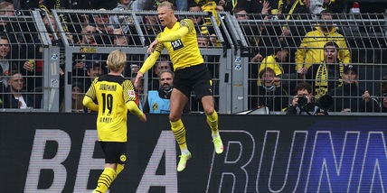 Haaland segna una doppietta e il Dortmund vince, pari del Lipsia