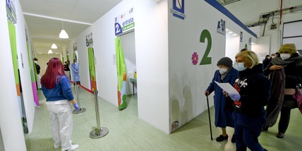 Covid in Italia, oltre 1,4 milioni di anziani non sono vaccinati