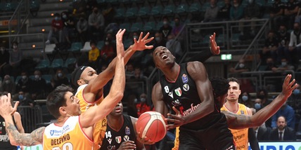 Basket, vittoria e secondo posto per Virtus Bologna e Trieste