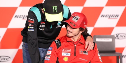 MotoGp, vittoria e dedica di Bagnaia per Rossi: "Non sarei così senza di lui"