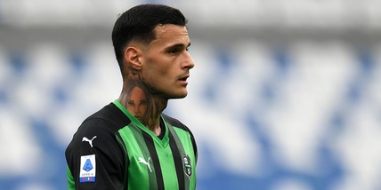 Dopo il padre, il nonno: Scamacca si sfoga sui social, "Ora basta!"