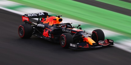 F1 Gp Arabia Saudita: nelle terze libere Verstappen davanti a Hamilton, Ferrari indietro