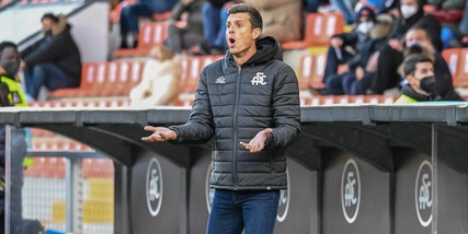 Thiago Motta fa arrabbiare Leao: siparietto in diretta tv