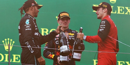 F1, i piloti votano il migliore dell'anno: trionfa Verstappen davanti a Leclerc