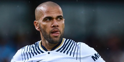 Dani Alves, le lacrime di gioia dopo la convocazione per il Mondiale