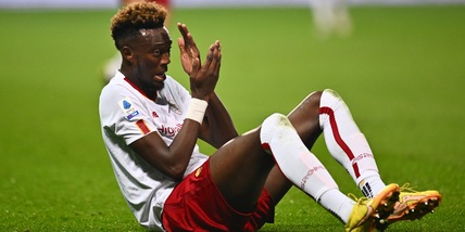 Sassuolo-Roma, bocciati e promossi: Smalling è Clark Kent, il giro palla è contro l'insonnia