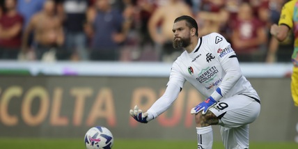 Spezia, Dragowski: "Nuova caviglia ordinata, spero arrivi presto"