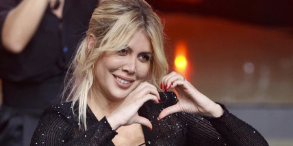 Wanda Nara e quei messaggi hot dal vip famoso: "Vi racconto tutto"