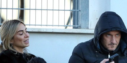 Totti torna dal Mondiale, ecco cosa ha fatto Noemi senza di lui