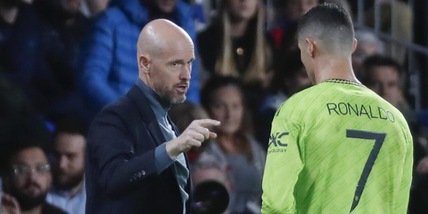 La frase di Ten Hag che umilia Ronaldo: "Ancora con lui?"