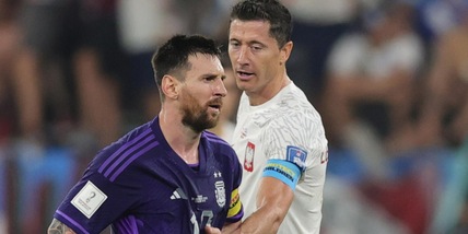 Lewandowski tende la mano a Messi: "Merita il Pallone d'Oro, vorrei giocare con lui"