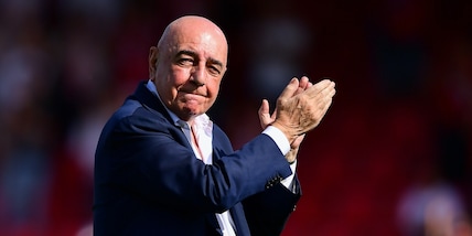 Galliani 'eredita' il seggio di Berlusconi in Senato: "Lo dedico a Silvio"