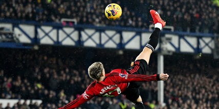 Garnacho come Ronaldo, tifosi a bocca aperta: la rovesciata è il gol dell'anno?