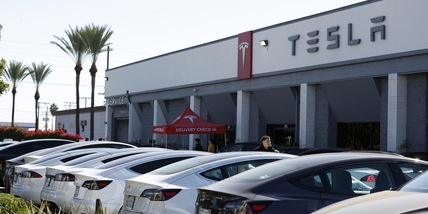 Per l’elettrico servono incentivi e metodo Tesla