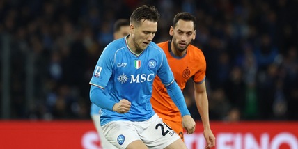 Zielinski in scadenza a Napoli, via all'asta tra Inter e Juve: le cifre