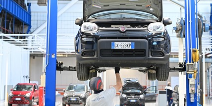 Mercato auto: in calo ad agosto