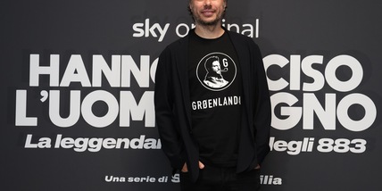 Hanno Ucciso l'Uomo Ragno, la recensione della serie sugli 883