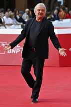 La Valanga Azzurra, il docufilm di Giovanni Veronesi dedicato allo sci alpino '70