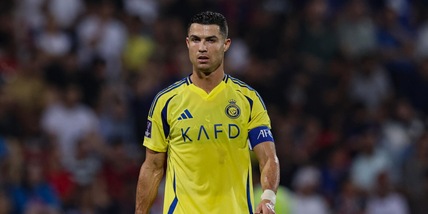 Cristiano Ronaldo caduto in disgrazia: “Qualcuno lo cacci dall’Al-Nassr”