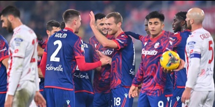 Il Bologna passa senza fatica contro il Monza. Orsolini, gol e infortunio
