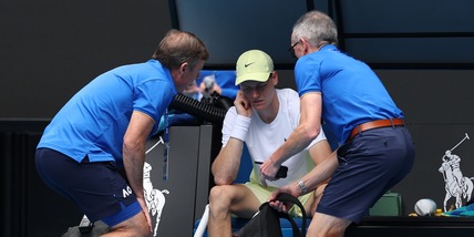 Cosa ha avuto Sinner, le cause del malore e la spiegazione del medico: "Sono sorpreso..."