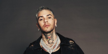 Sanremo 2025, Emis Killa si ritira dal Festival. L'annuncio e cosa succede ora