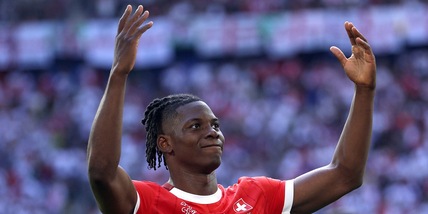 La Roma aspetta le cessioni: poi l'assalto per un difensore e un attaccante